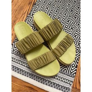 Sorel Olive Green Ruched Straps Roaming Two Strap Slide Sandals Size 10